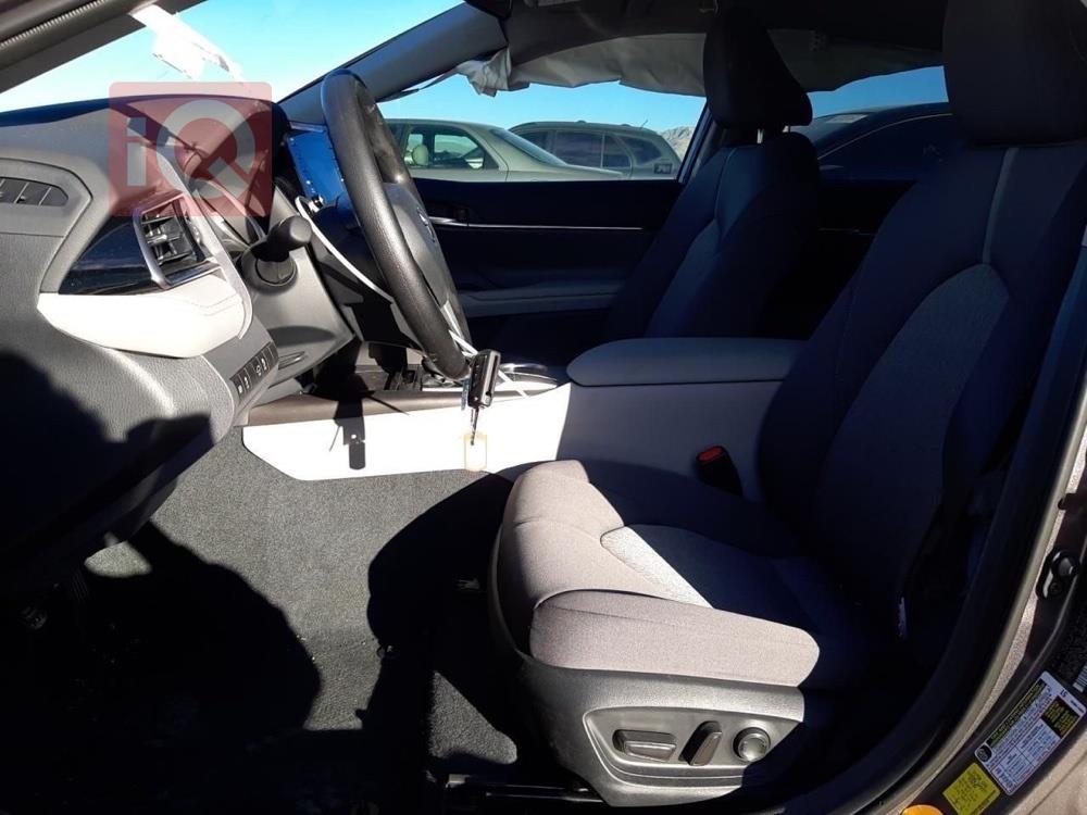 تۆیۆتا کامری